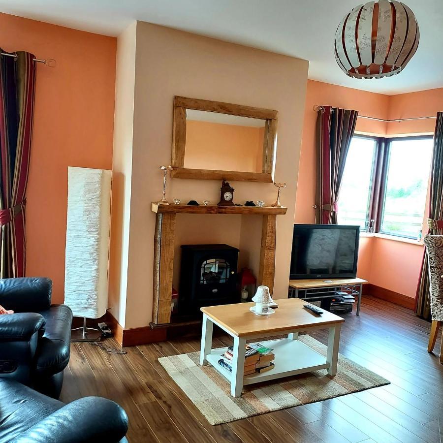 Ros Na Gcloch Bed & Breakfast Westport Exterior photo